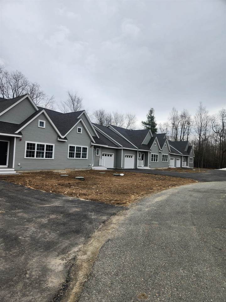 30 Four Seasons Drive - Photo 1
