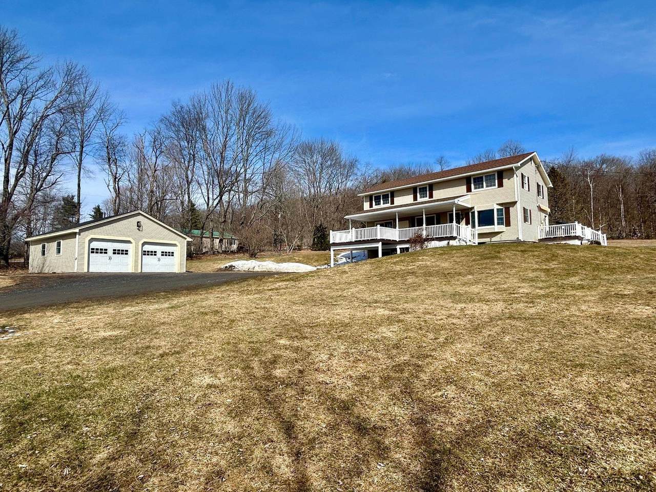 918 Hebard Hill Road - Photo 1