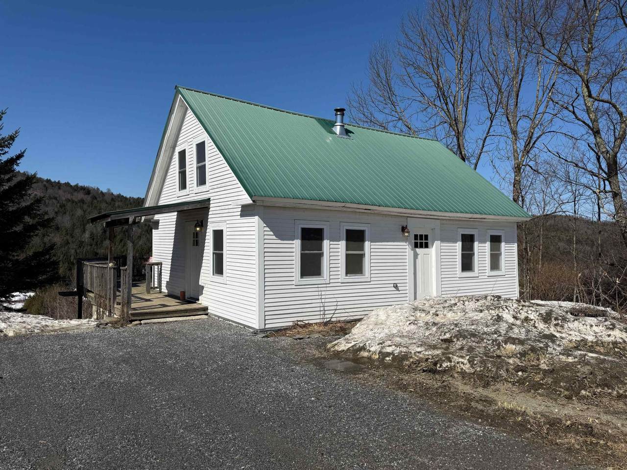 1110 Creek Road - Photo 1