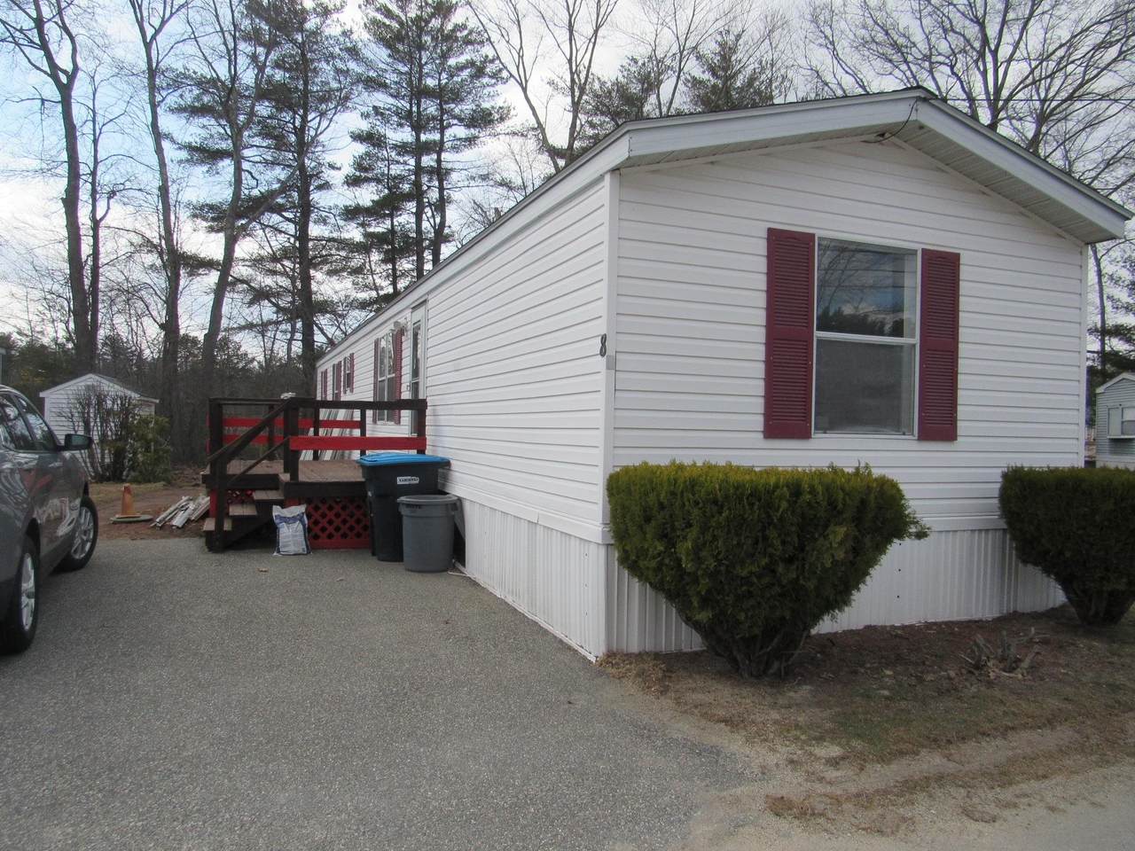 29 Lowell Road - Photo 1