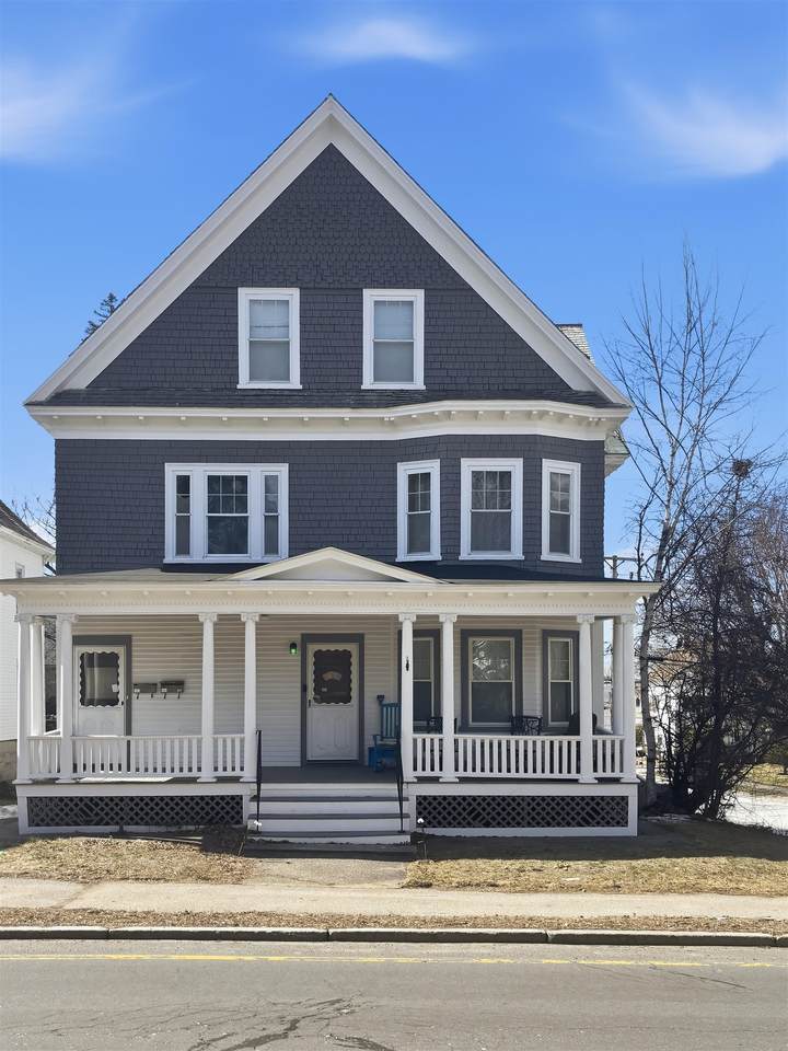646 Maple Street - Photo 1
