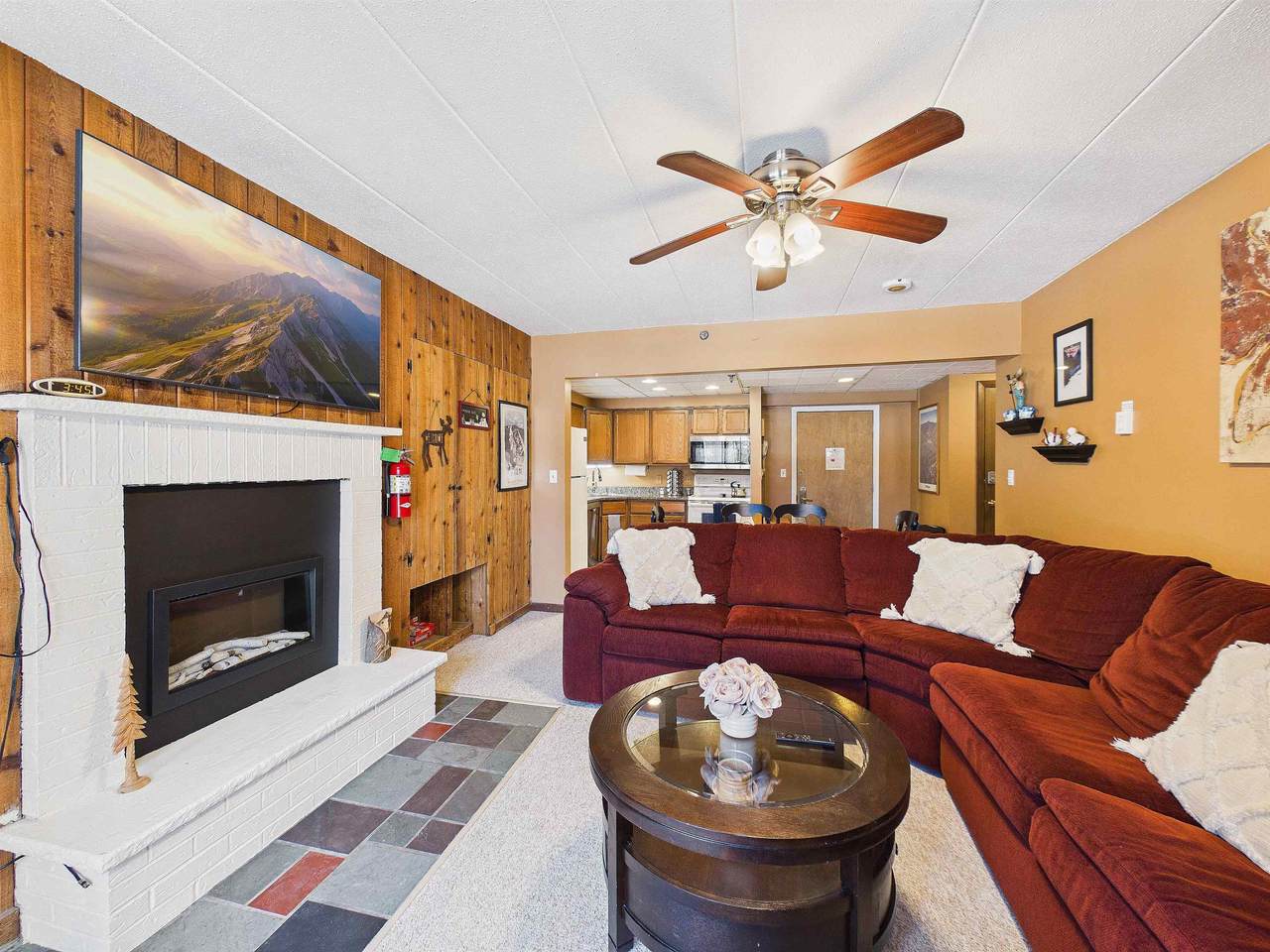 137 East Mountain Road - Photo 1
