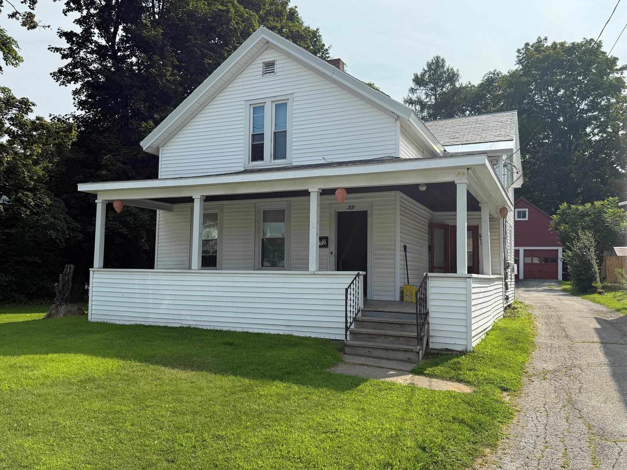 209 Grove Street - Photo 1