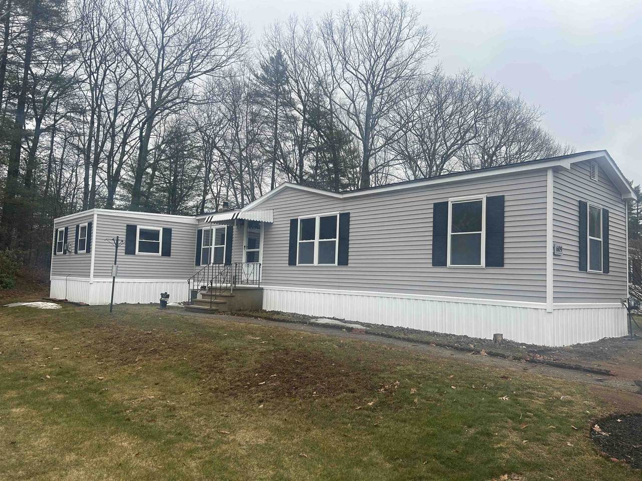609 Sherwood Glen - Photo 1