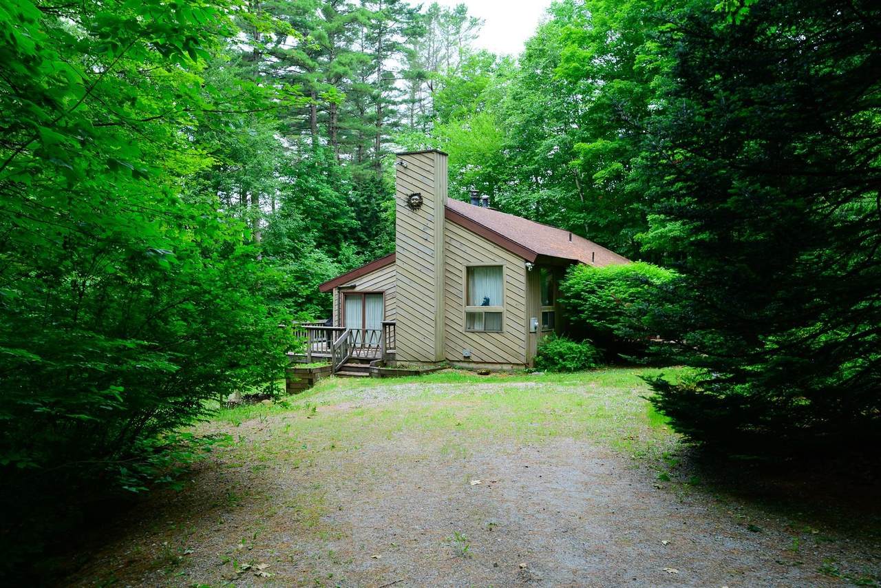 303 Lakeshore Drive - Photo 1