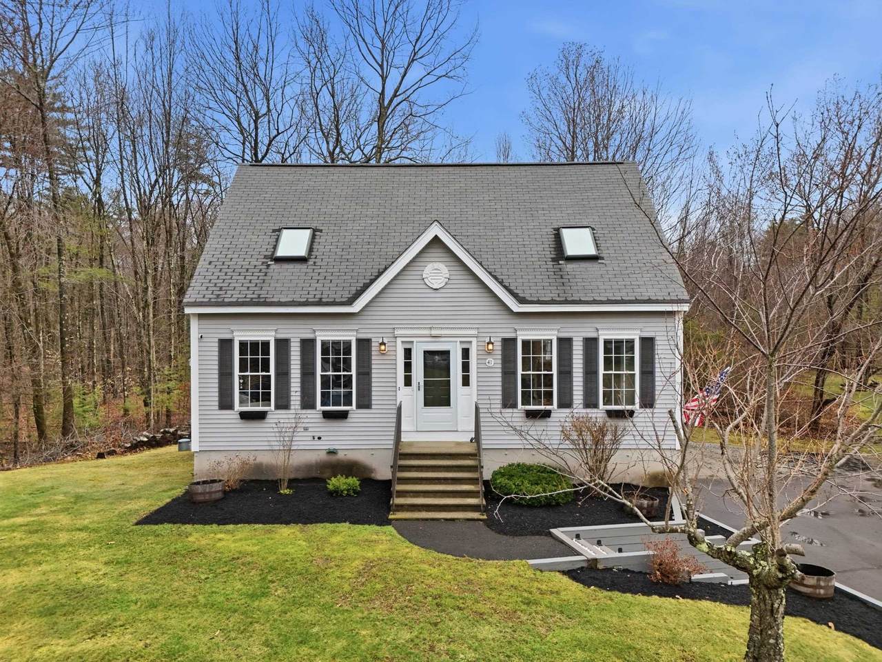 41 Drew Woods Drive - Photo 1