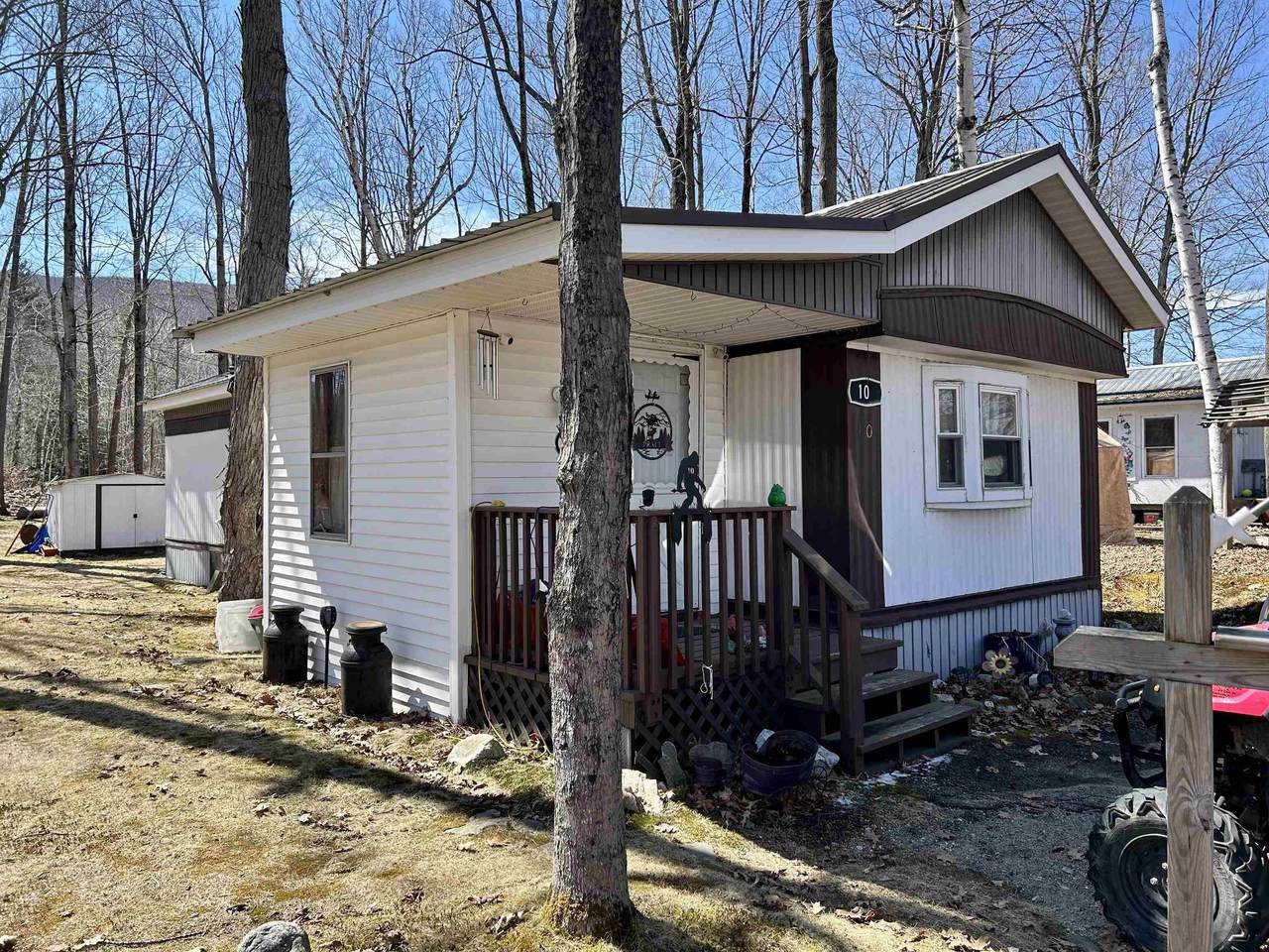 10 Brookside Drive - Photo 1