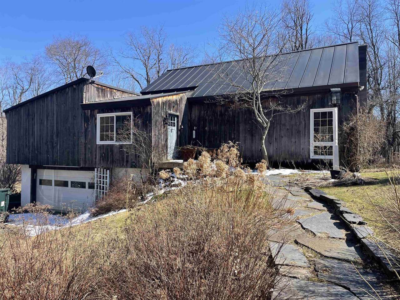 27 Ray Hill Road - Photo 1