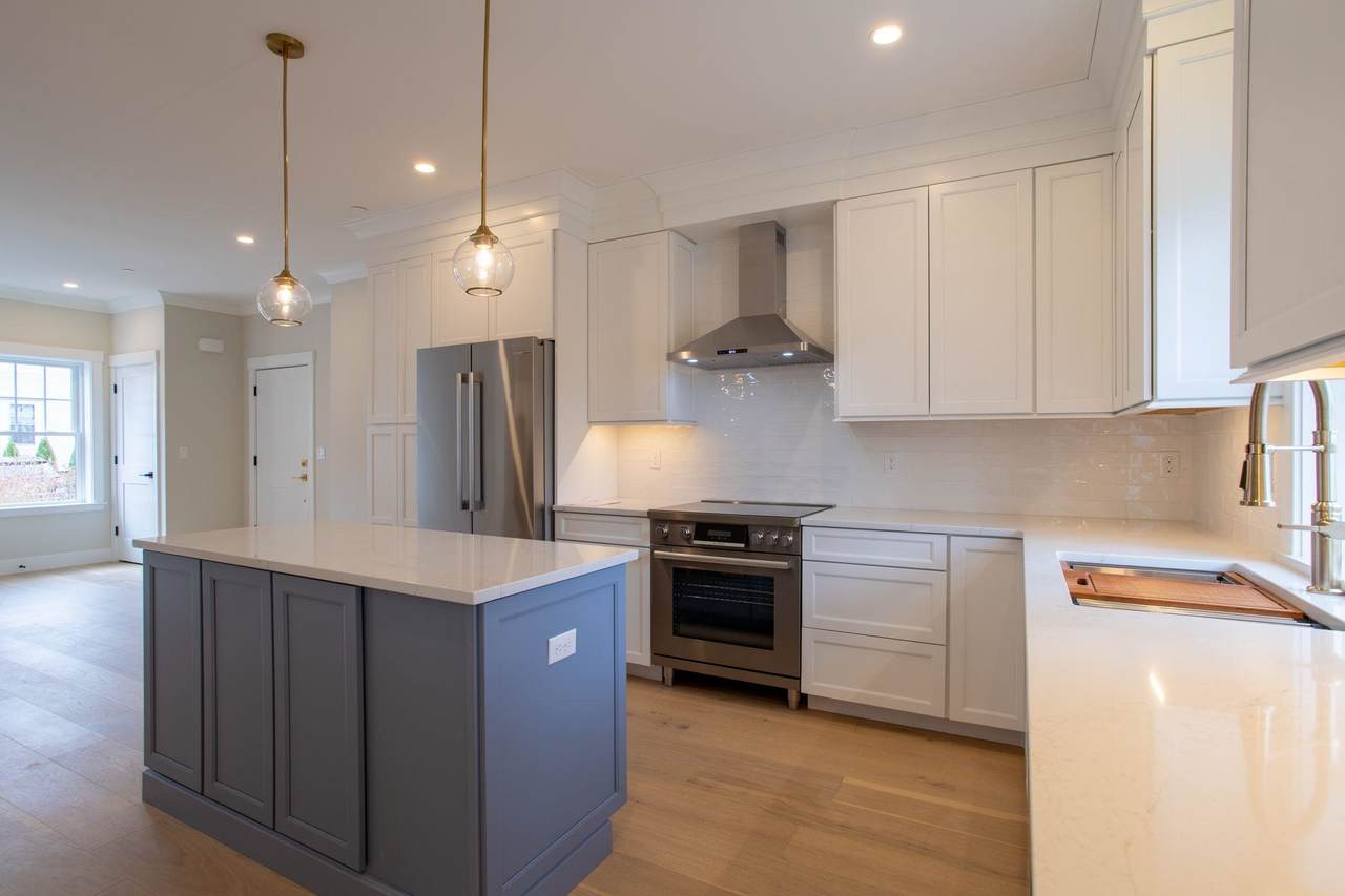 136 Locust Street - Photo 1