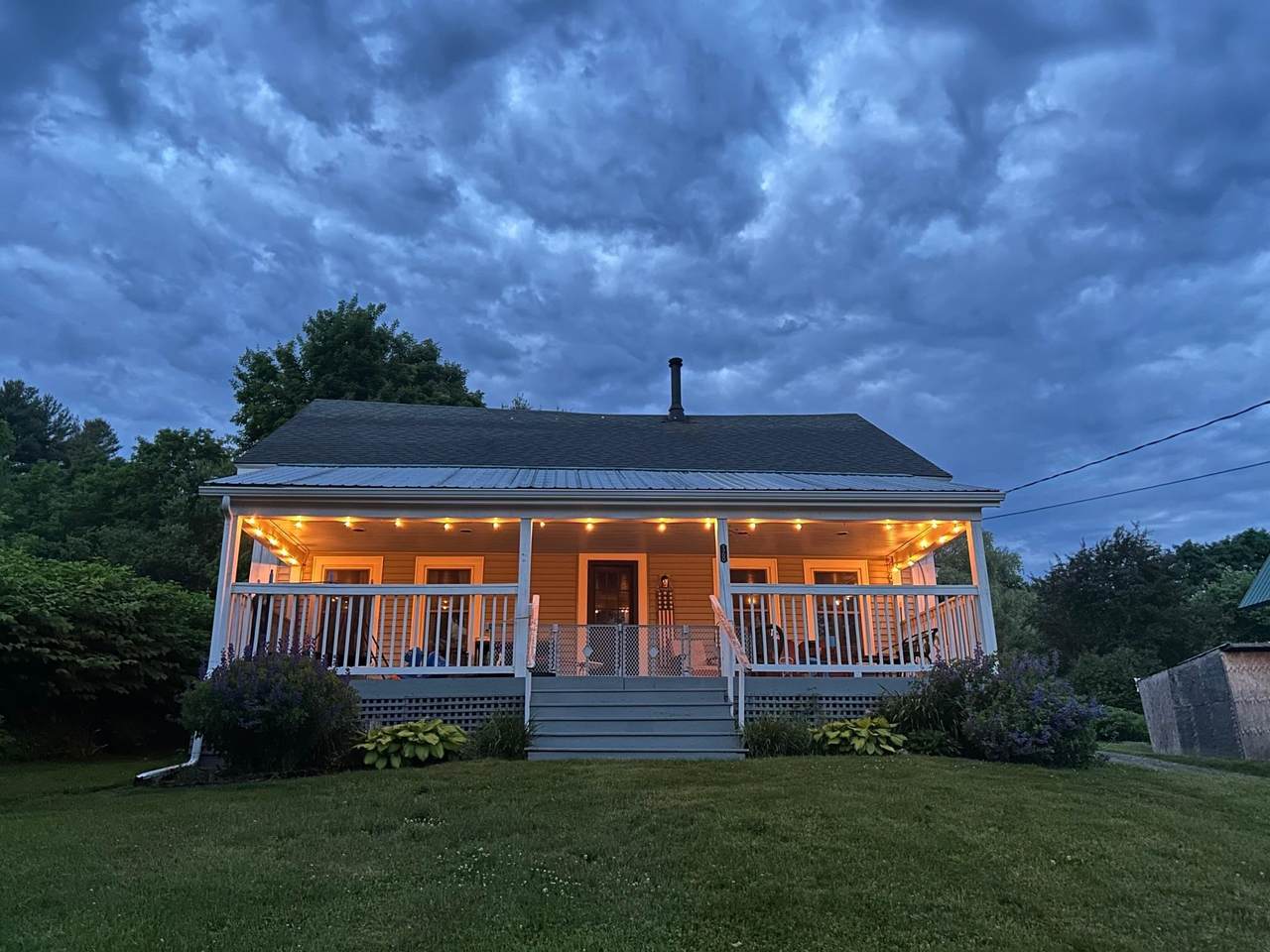 1700 Cadys Falls Road - Photo 1