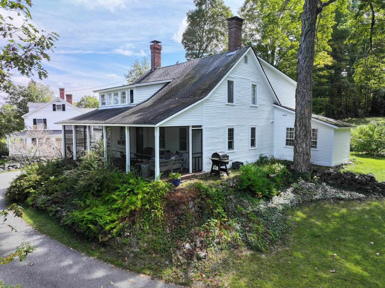 89 Old Henniker Road - Photo 1