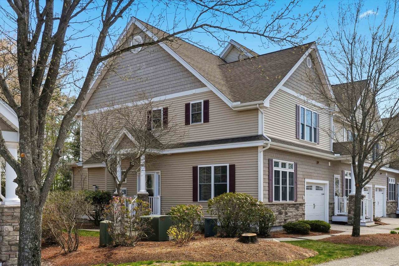 4 Manor Drive - Photo 1