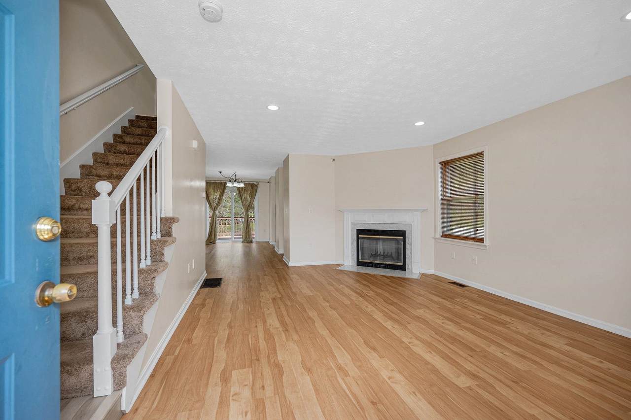 64 Cadogan Way - Photo 1