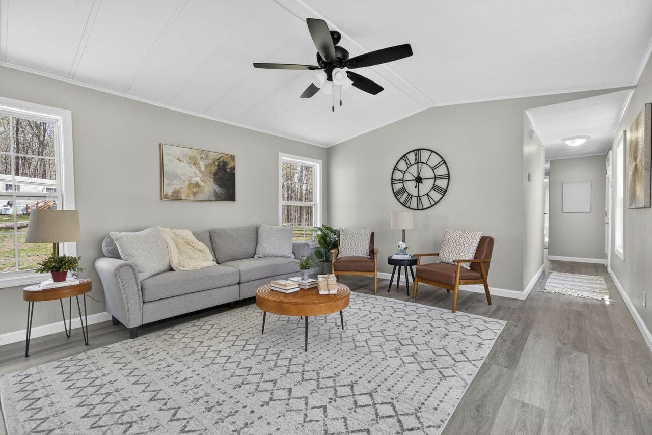 41 Monroe Avenue - Photo 1