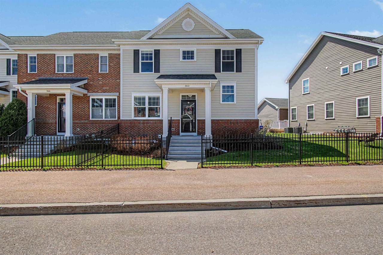 360 Zephyr Road - Photo 1