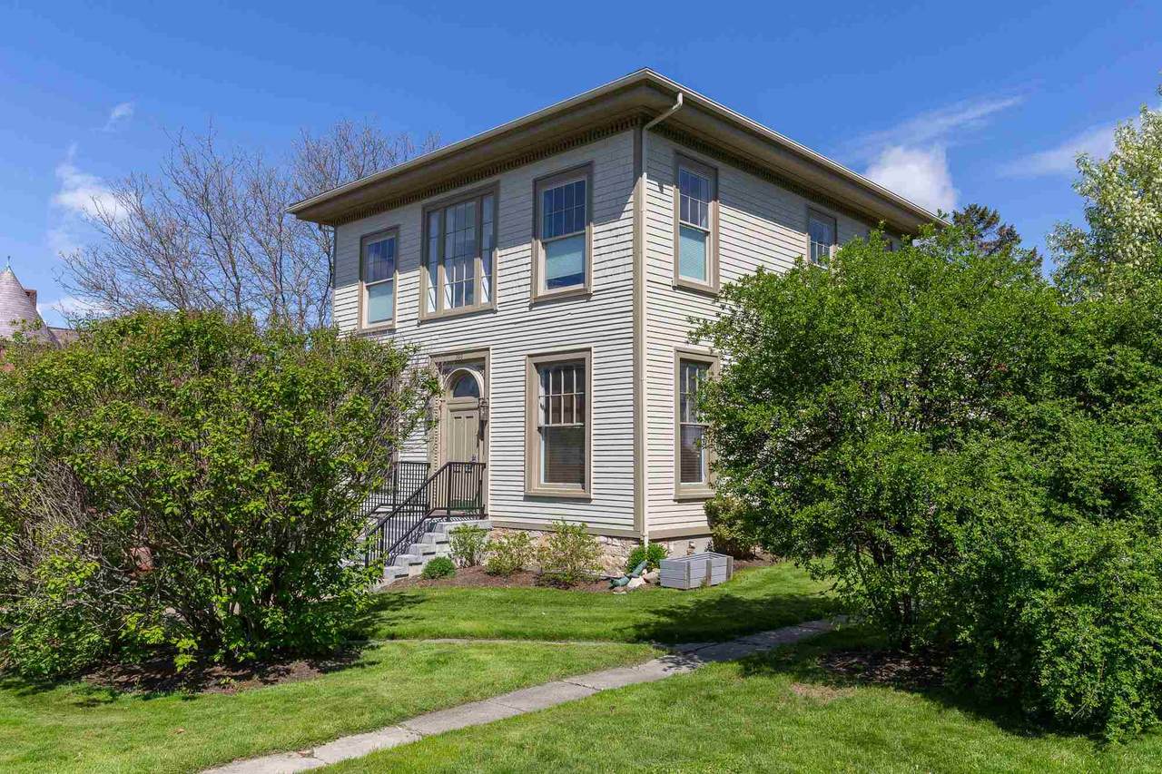 300 Main Street - Photo 1