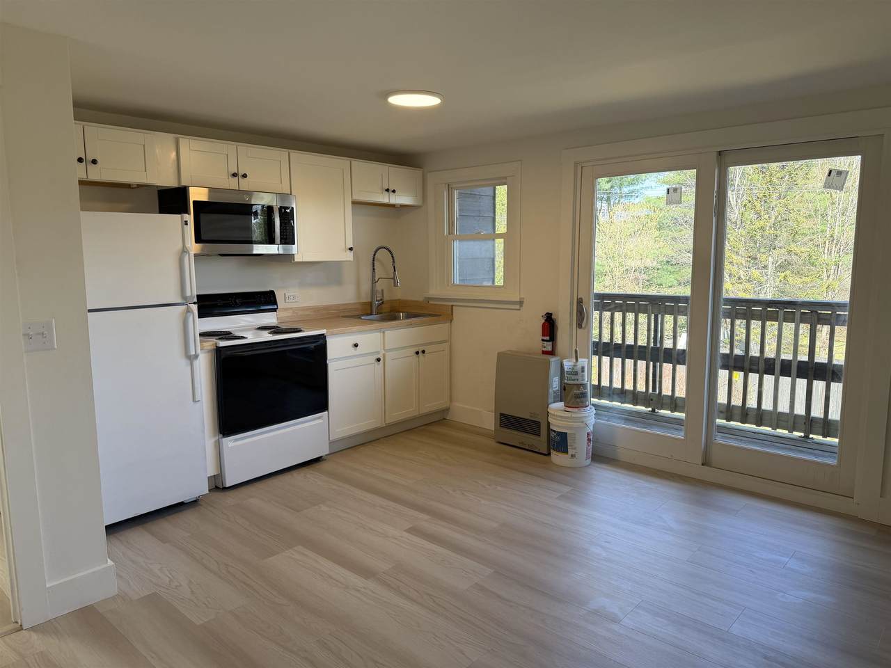 473 Maple Street - Photo 1