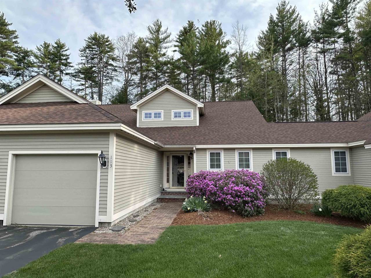 113 Peaked Hill Drive - Photo 1