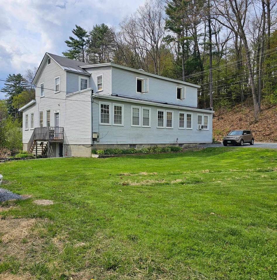733 Rt 121 - Photo 1