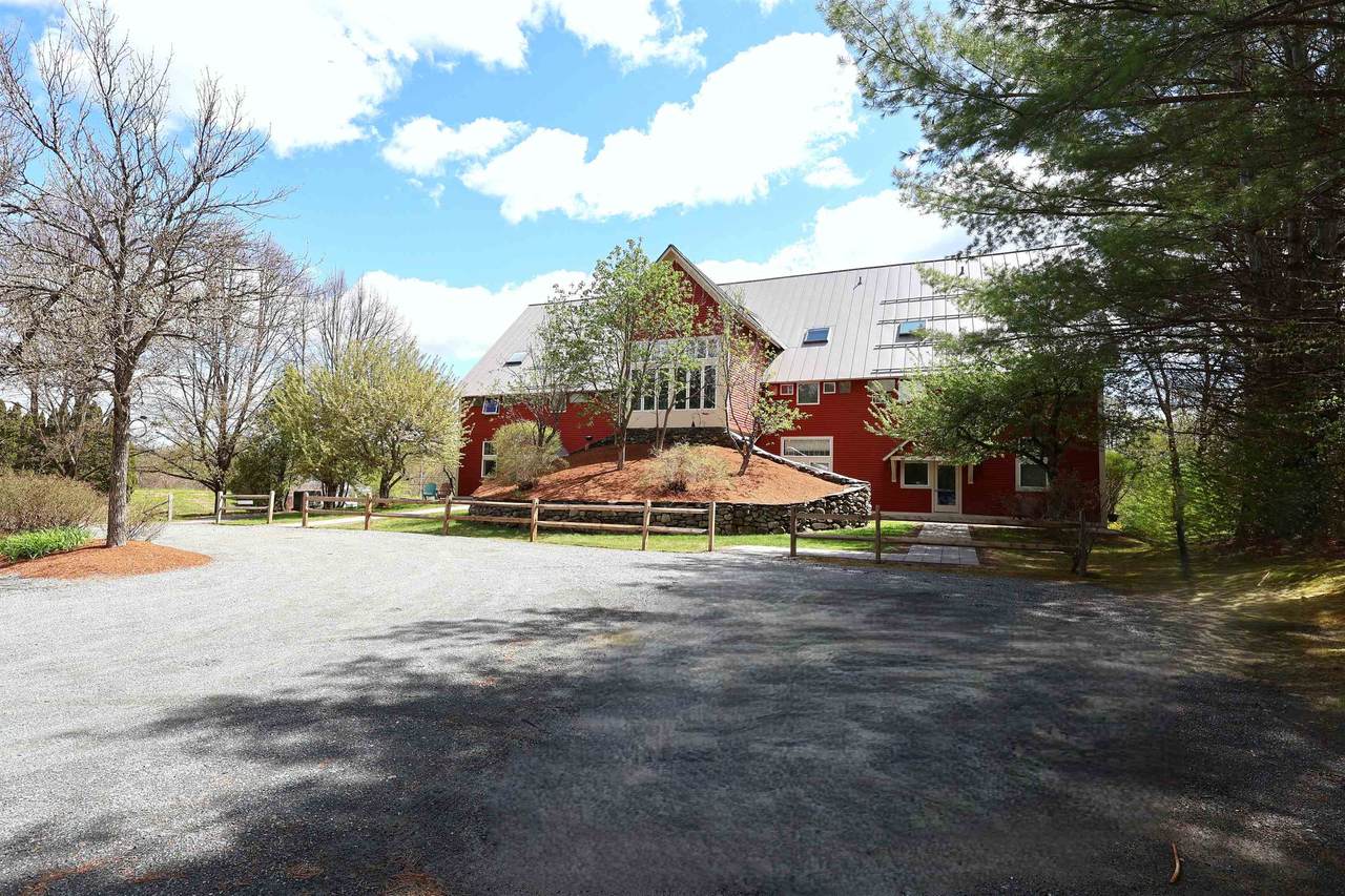 16 Hemlock Ridge Drive - Photo 1