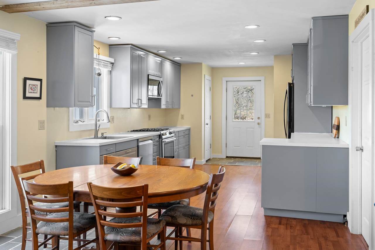 336 Kirby Hollow Road - Photo 1