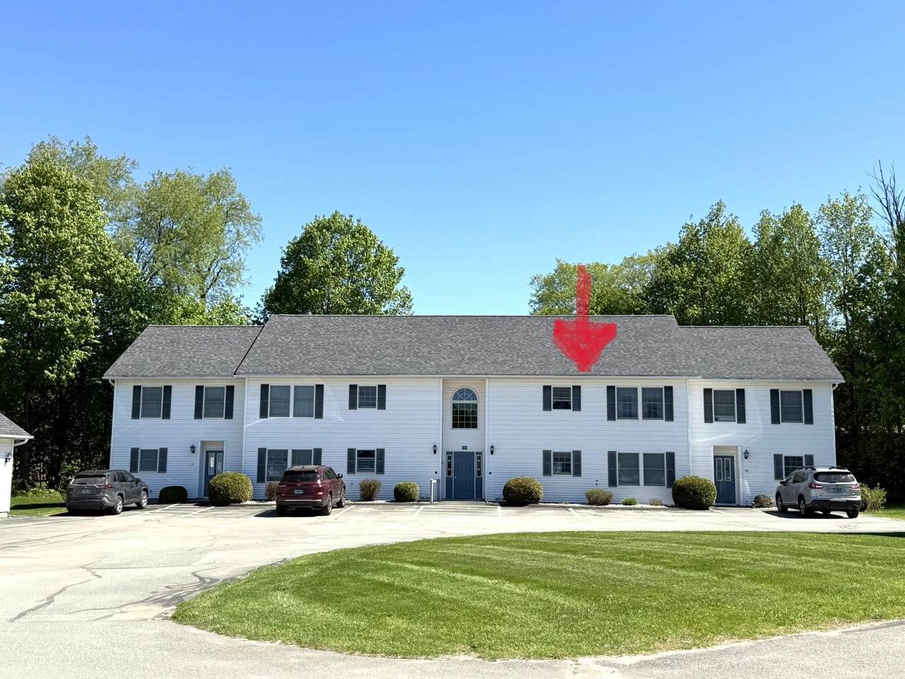 104 Kingsbury Circle - Photo 1