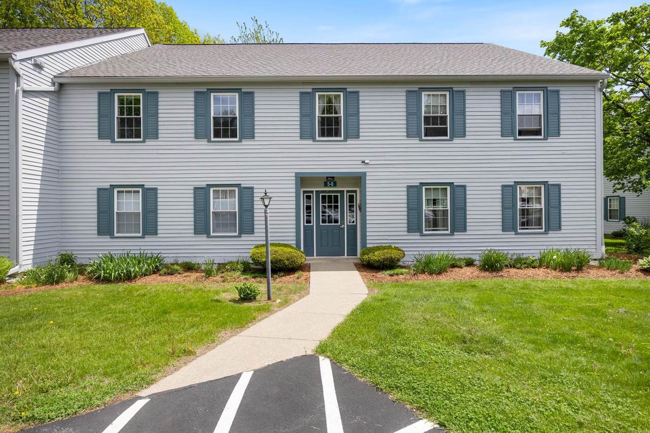 6 Twin Oaks Terrace - Photo 1