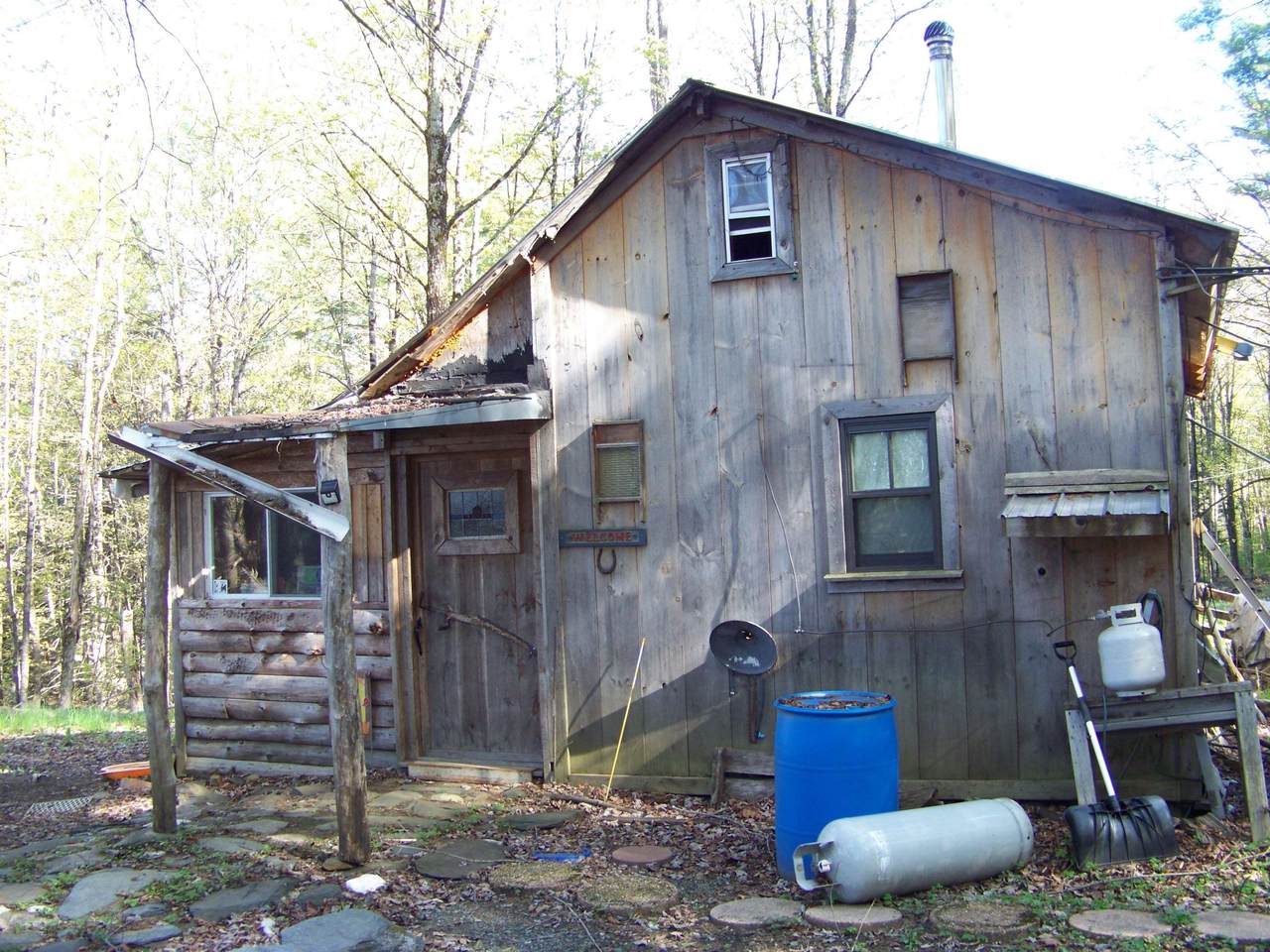324 Sunrise Road - Photo 1