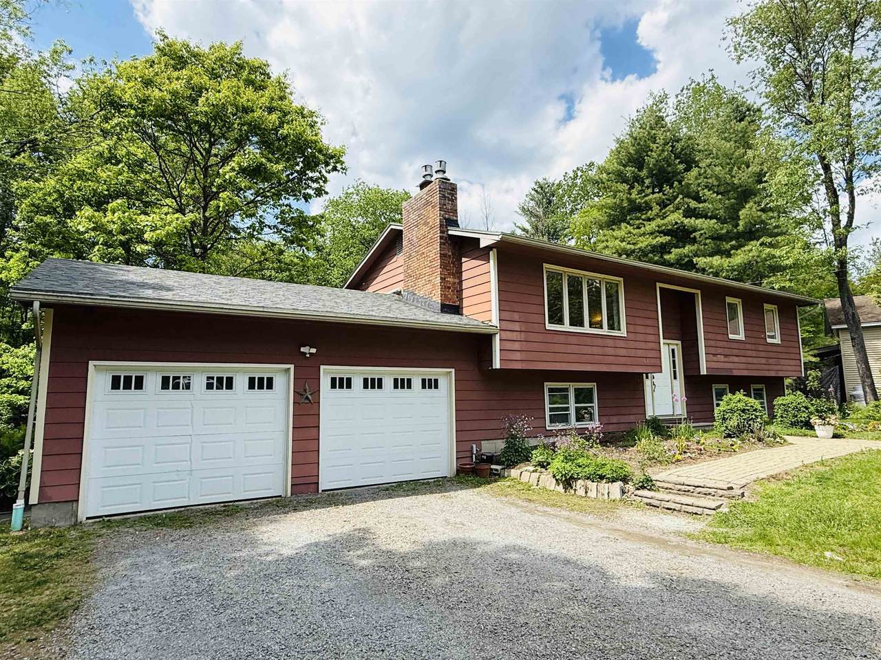 170 Raymond Road - Photo 1