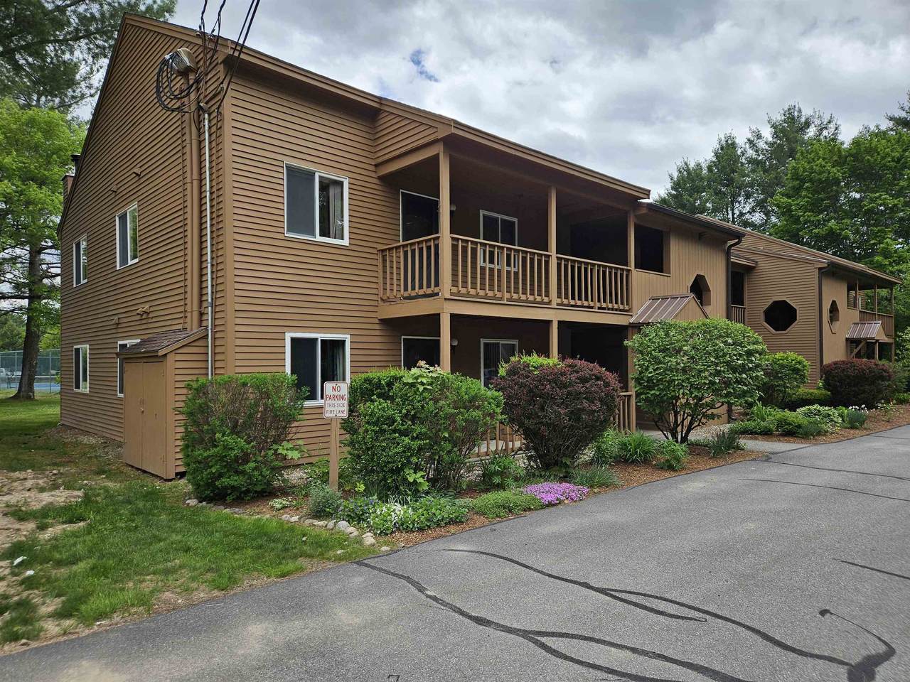 11 Robin Road - Photo 1