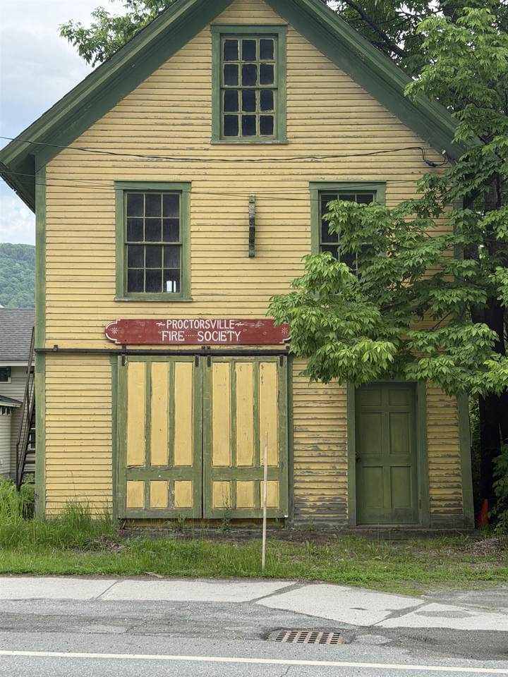 406 Main Street - Photo 1