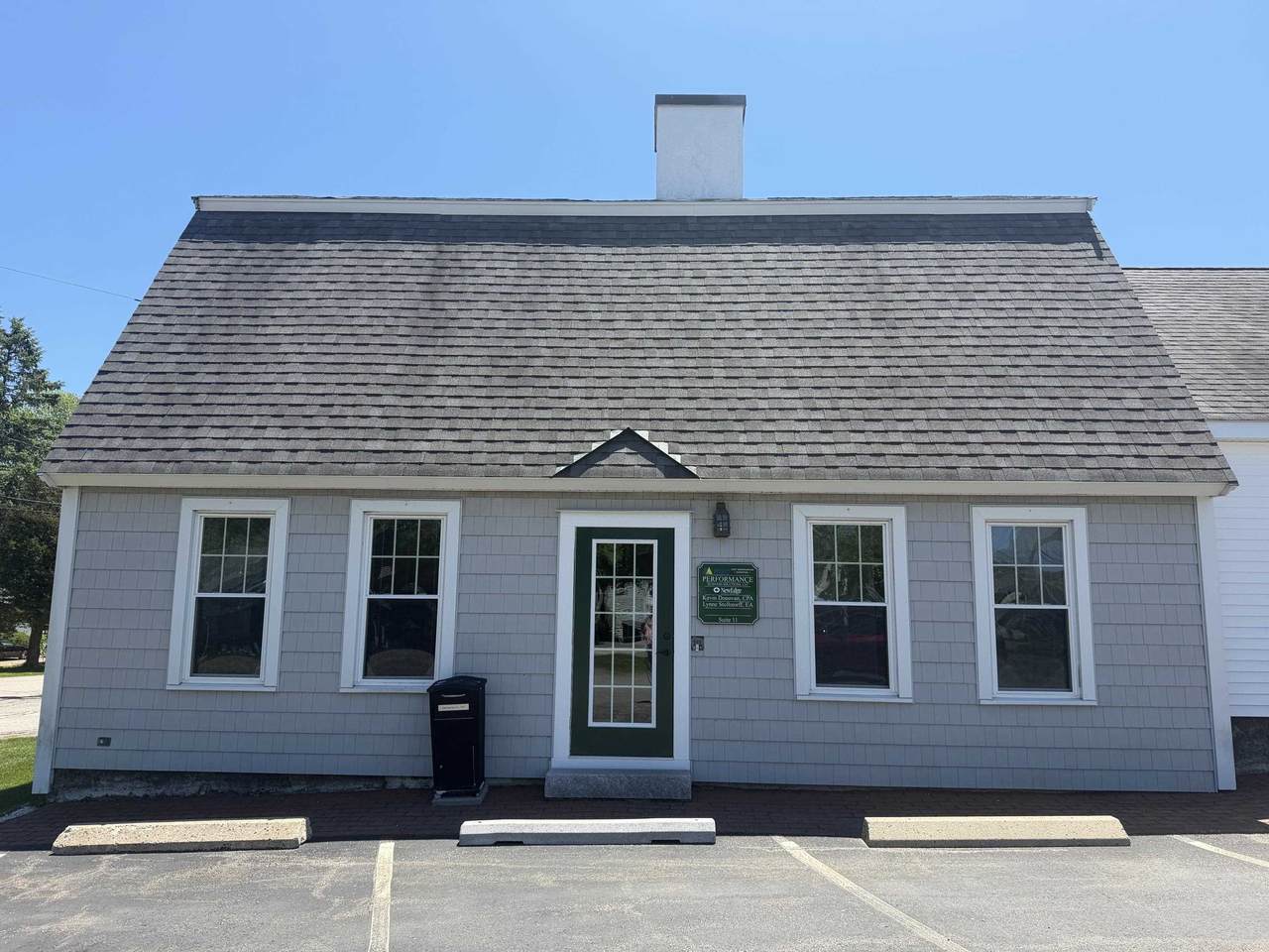 87 Lafayette Road - Photo 1