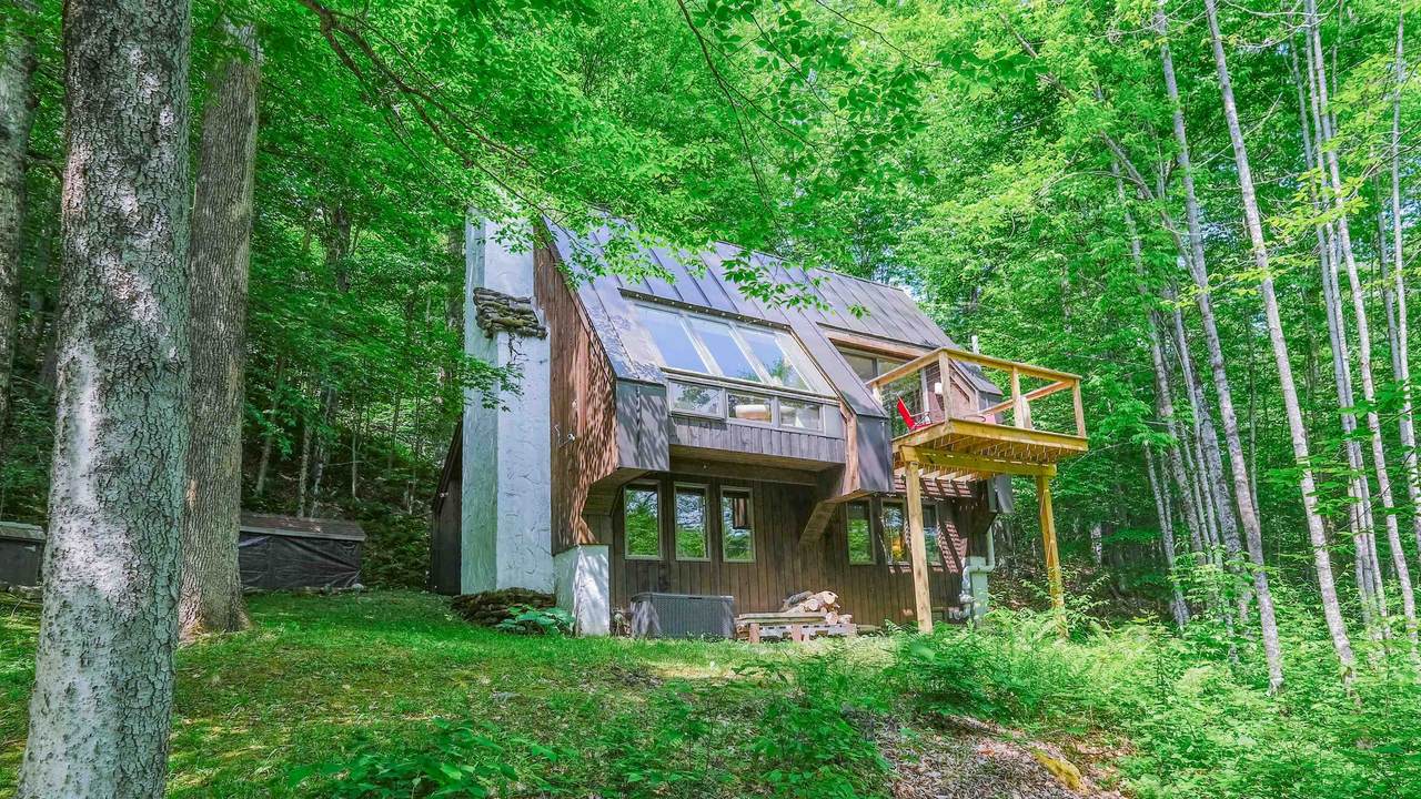366 Crimson Hawk Road - Photo 1