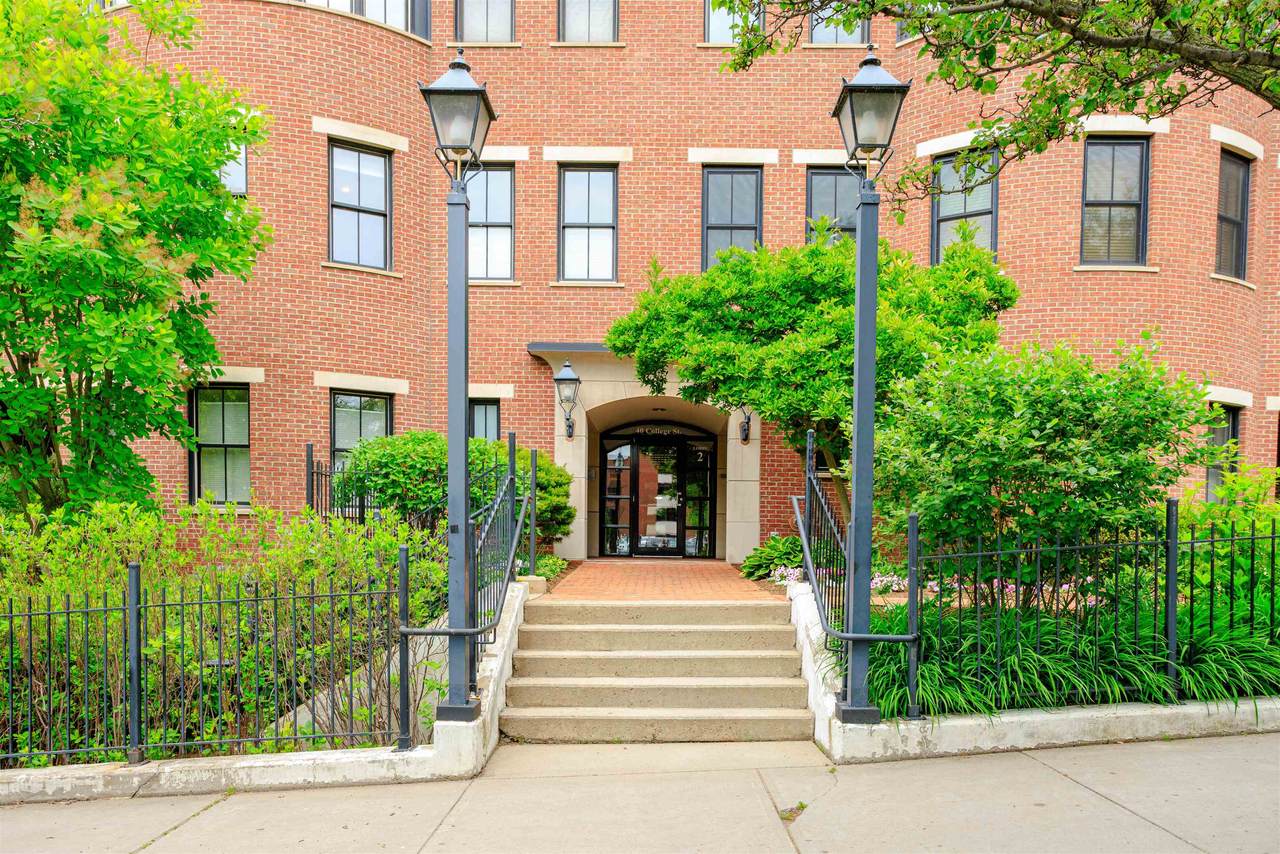 40 College Street - Photo 1