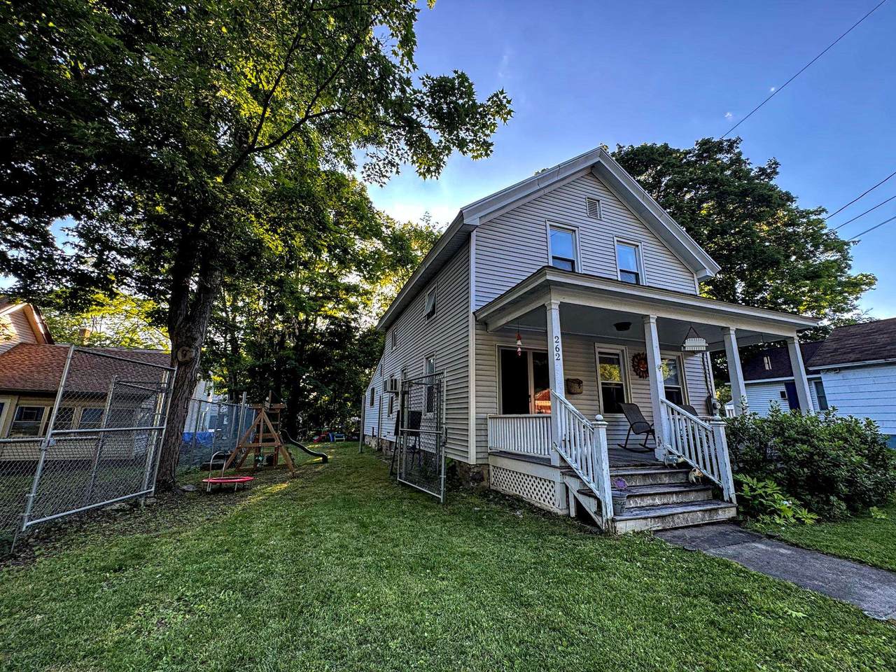 262 Union Street - Photo 1