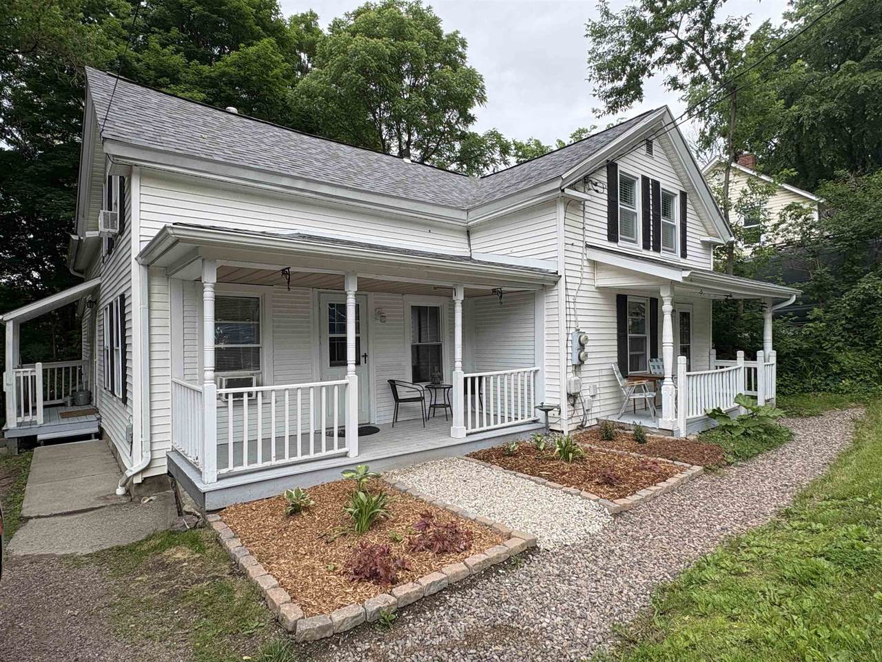 137 Jericho Road - Photo 1