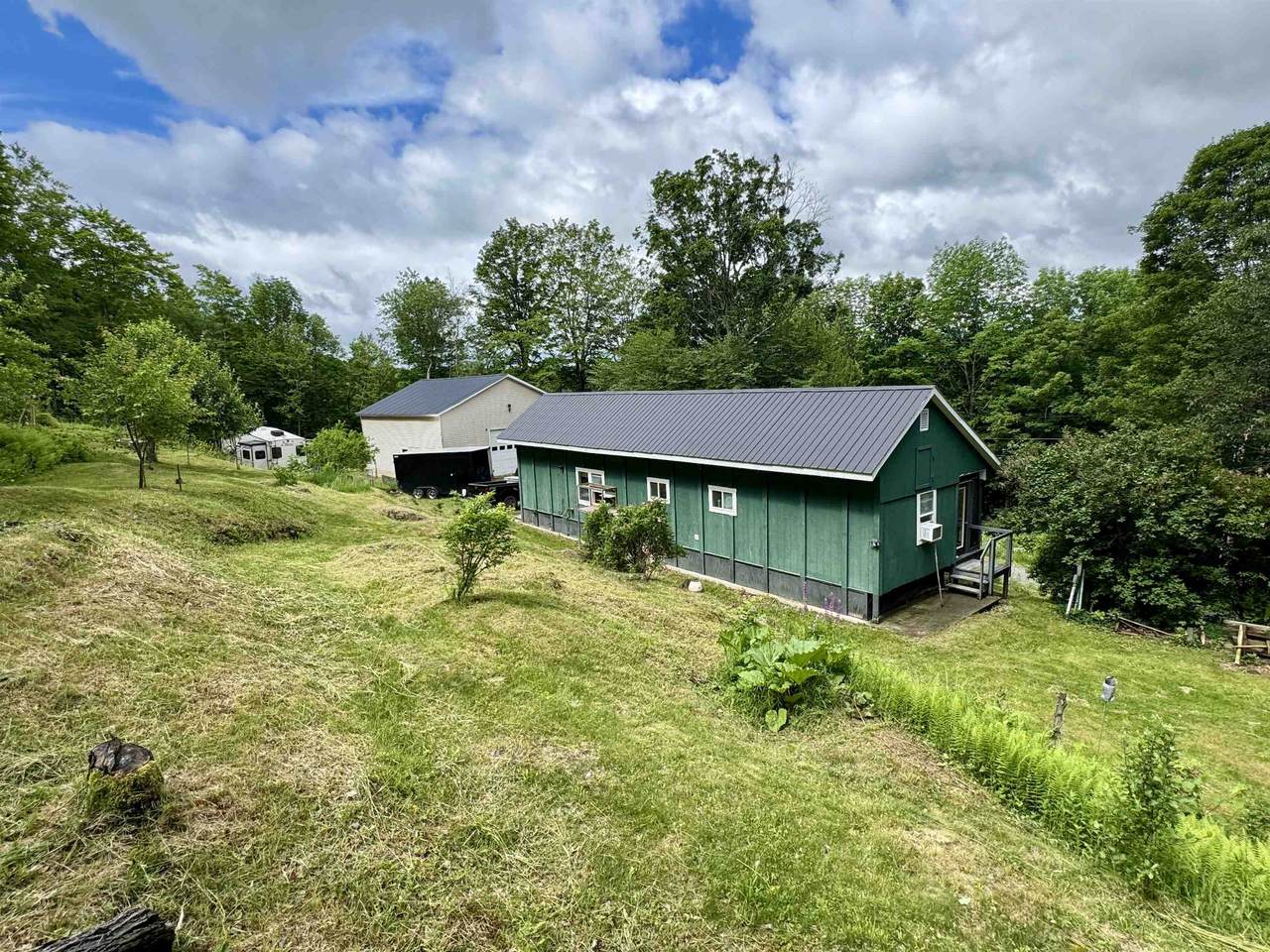1049 Kingdom Road - Photo 1