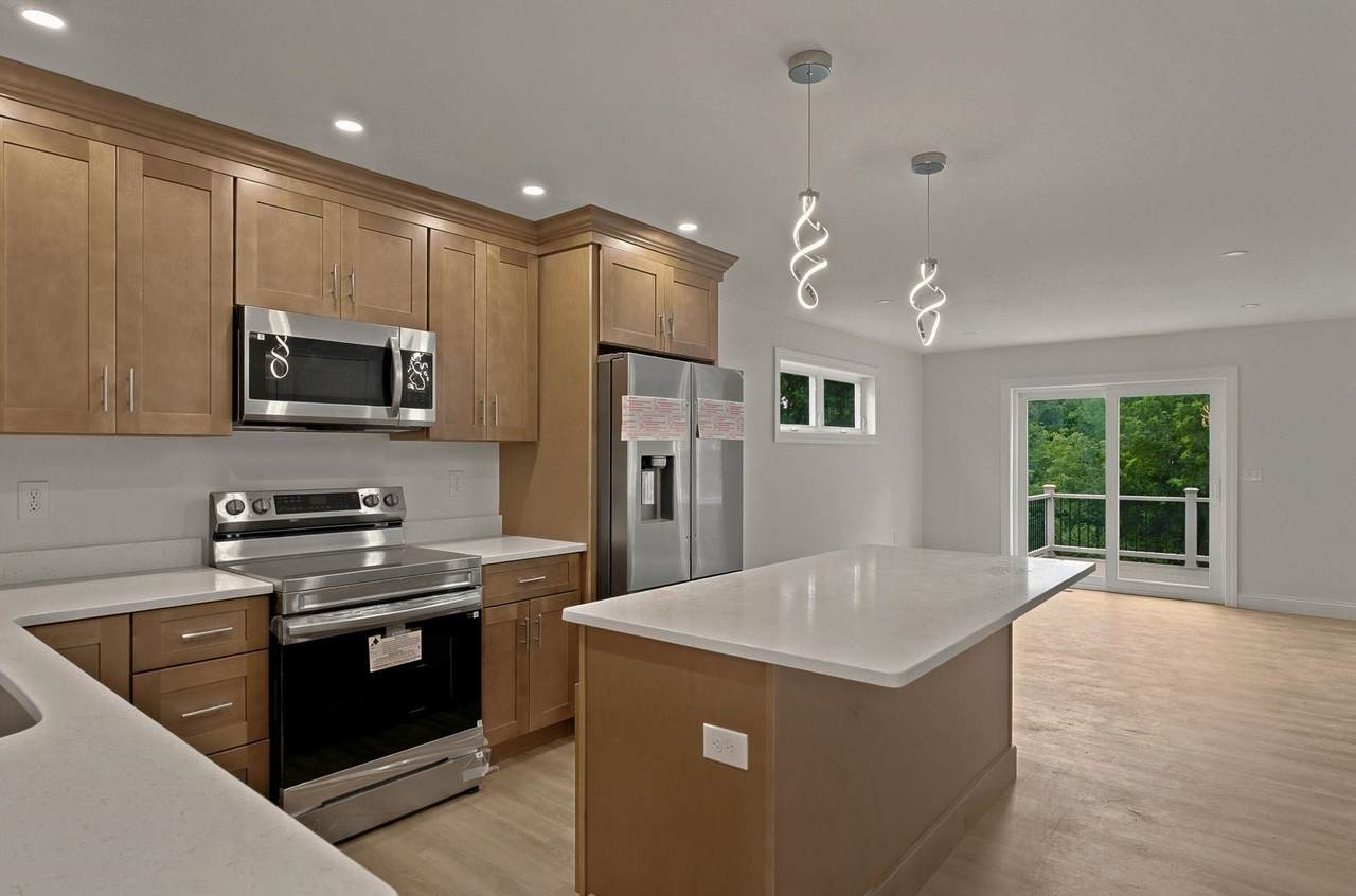 106 Lock Street - Photo 1