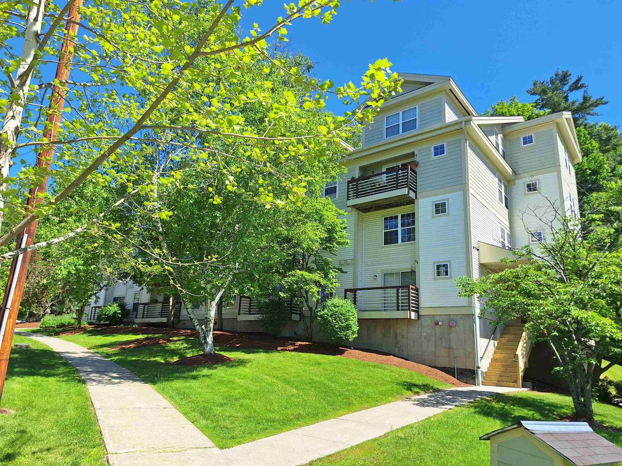 241 Hildred Drive - Photo 1