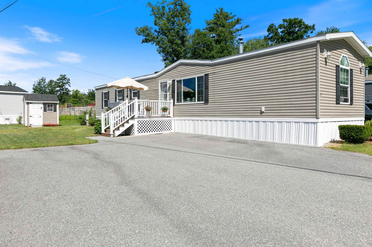 29 Lowell Road - Photo 1