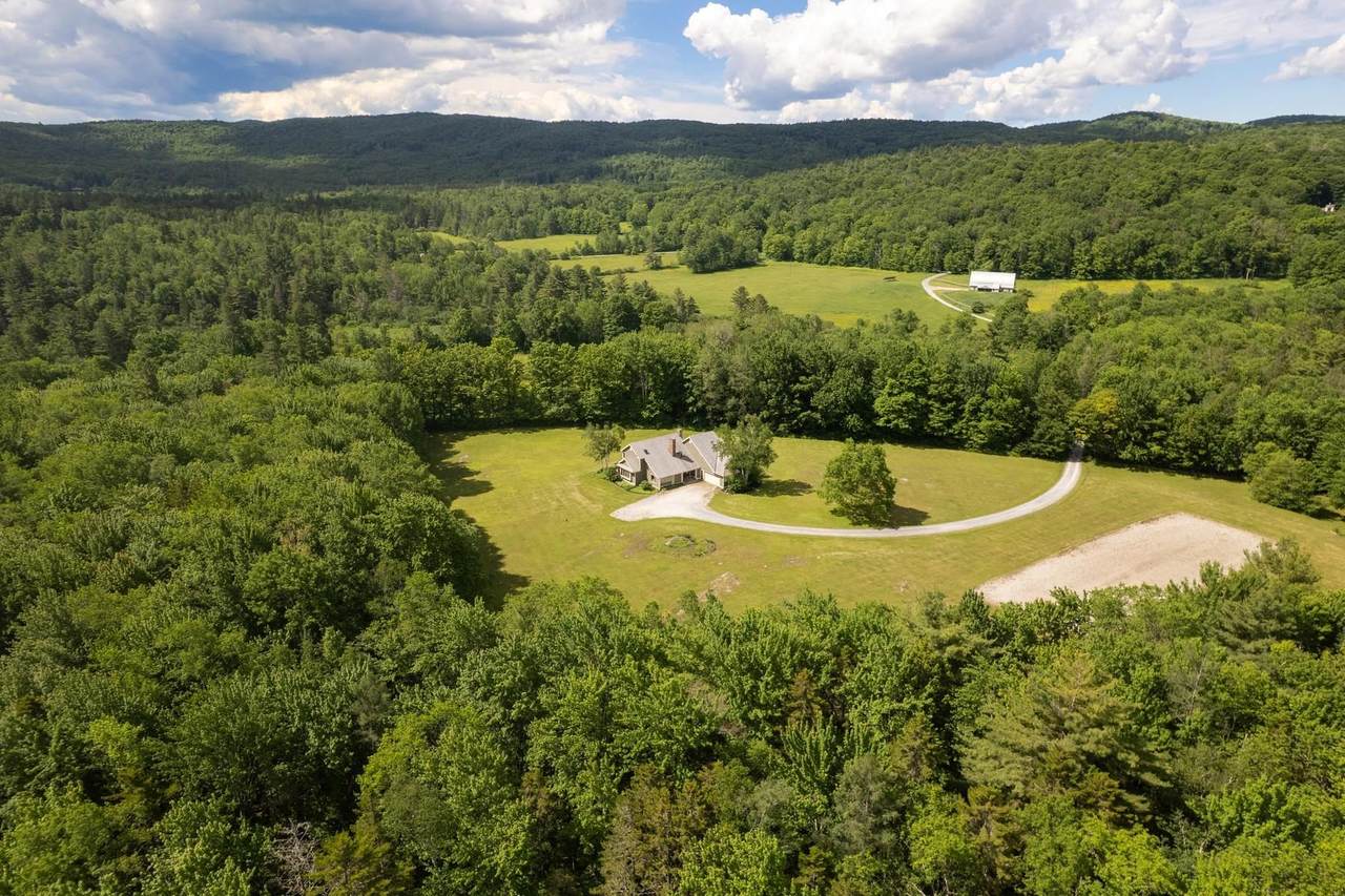 2643 Sugar Hill Road - Photo 1