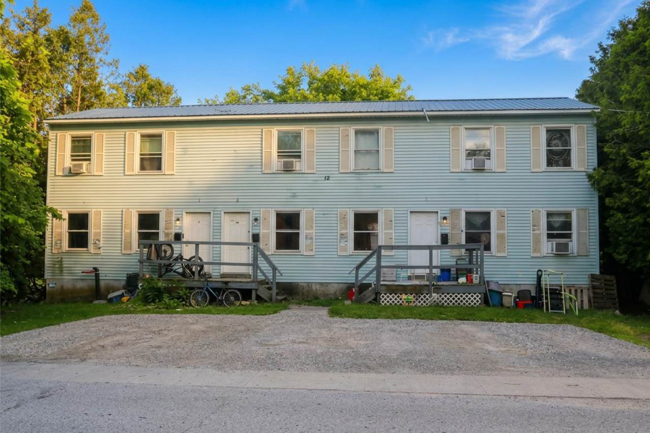 12 Oak Street - Photo 1