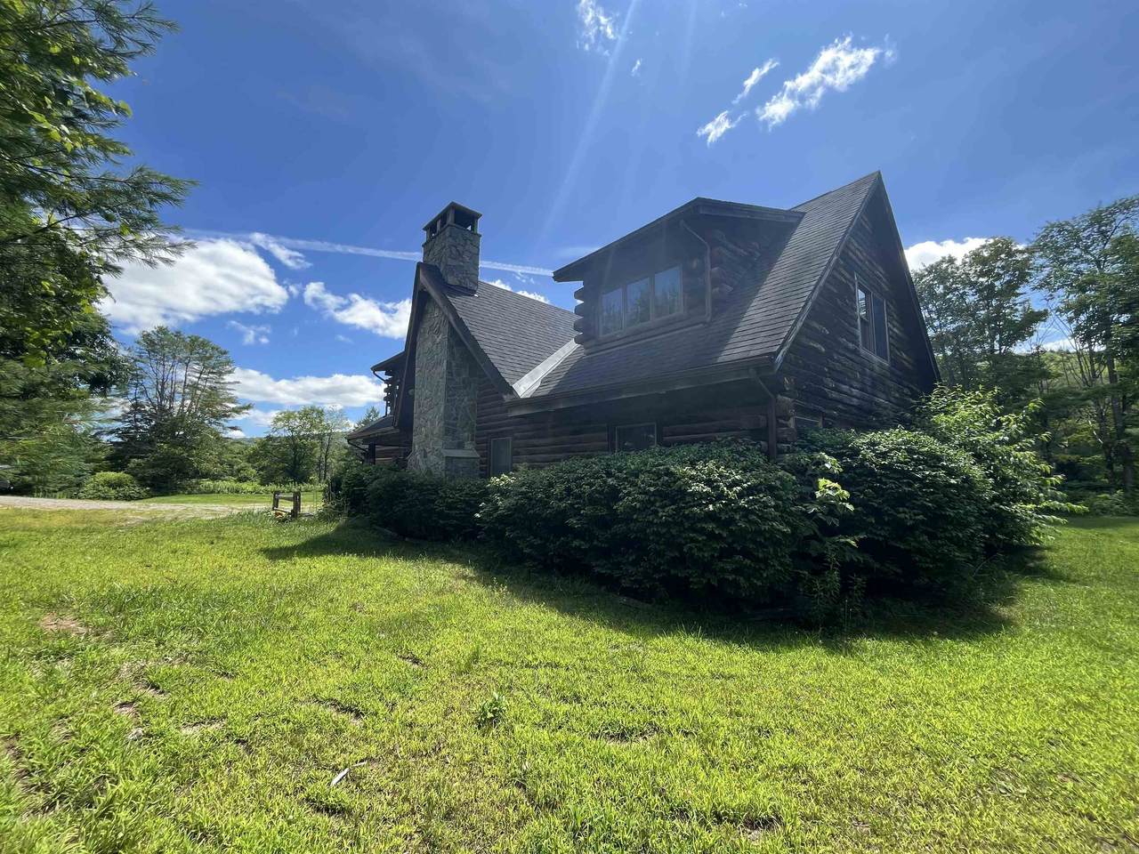 1104 Main Street - Photo 1