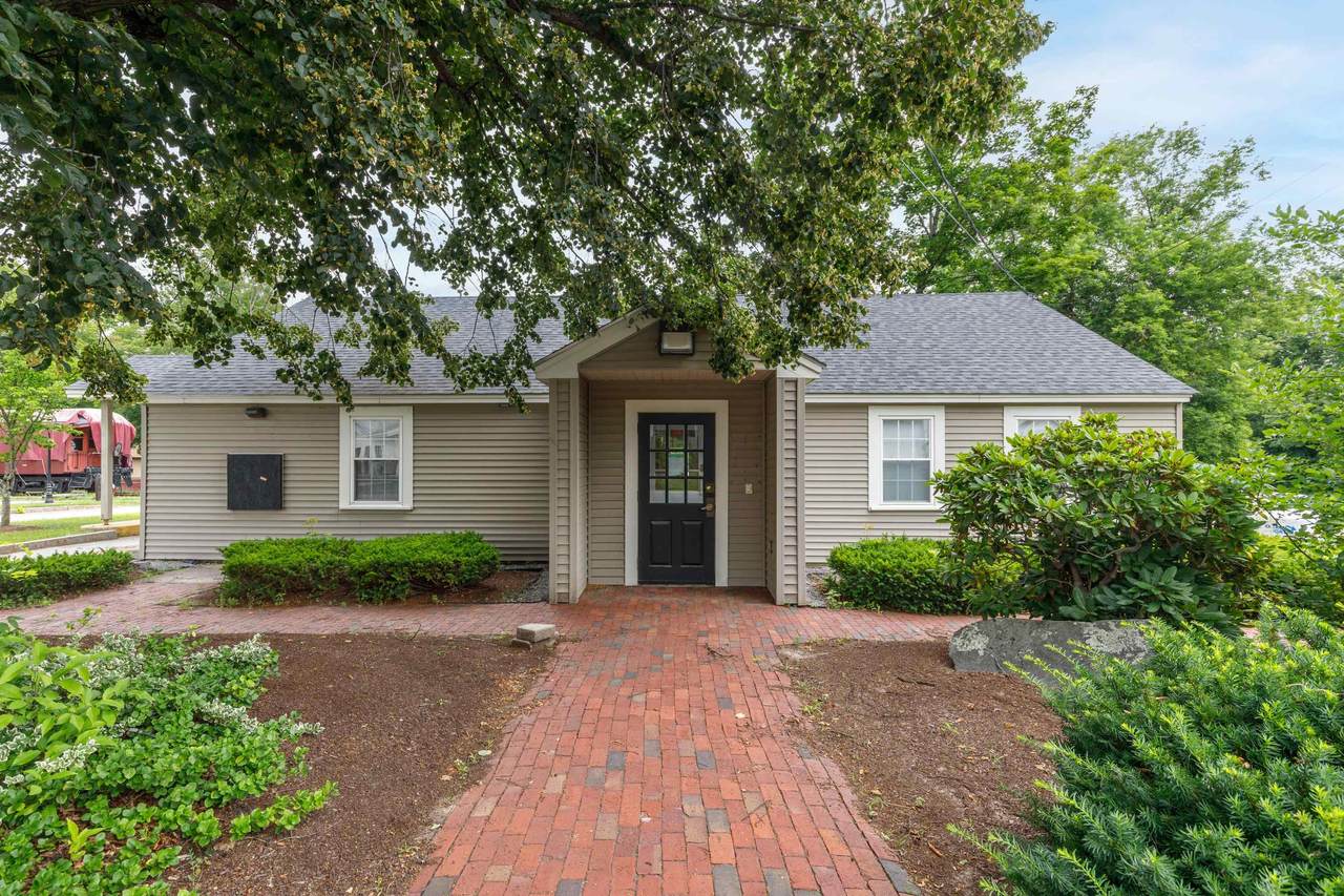 884 Main Street - Photo 1