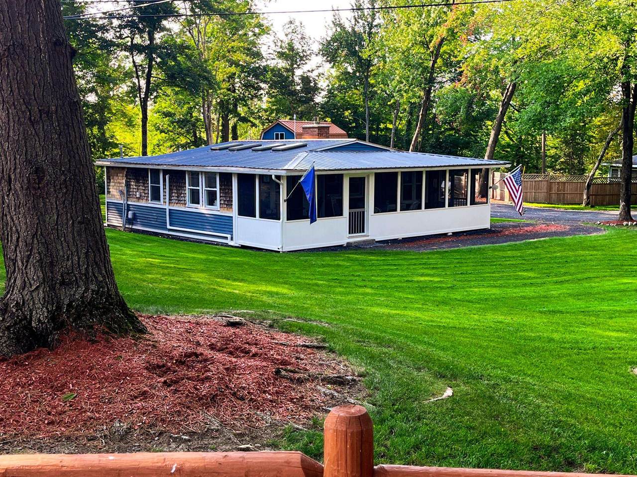 785 Holiday Point Road - Photo 1