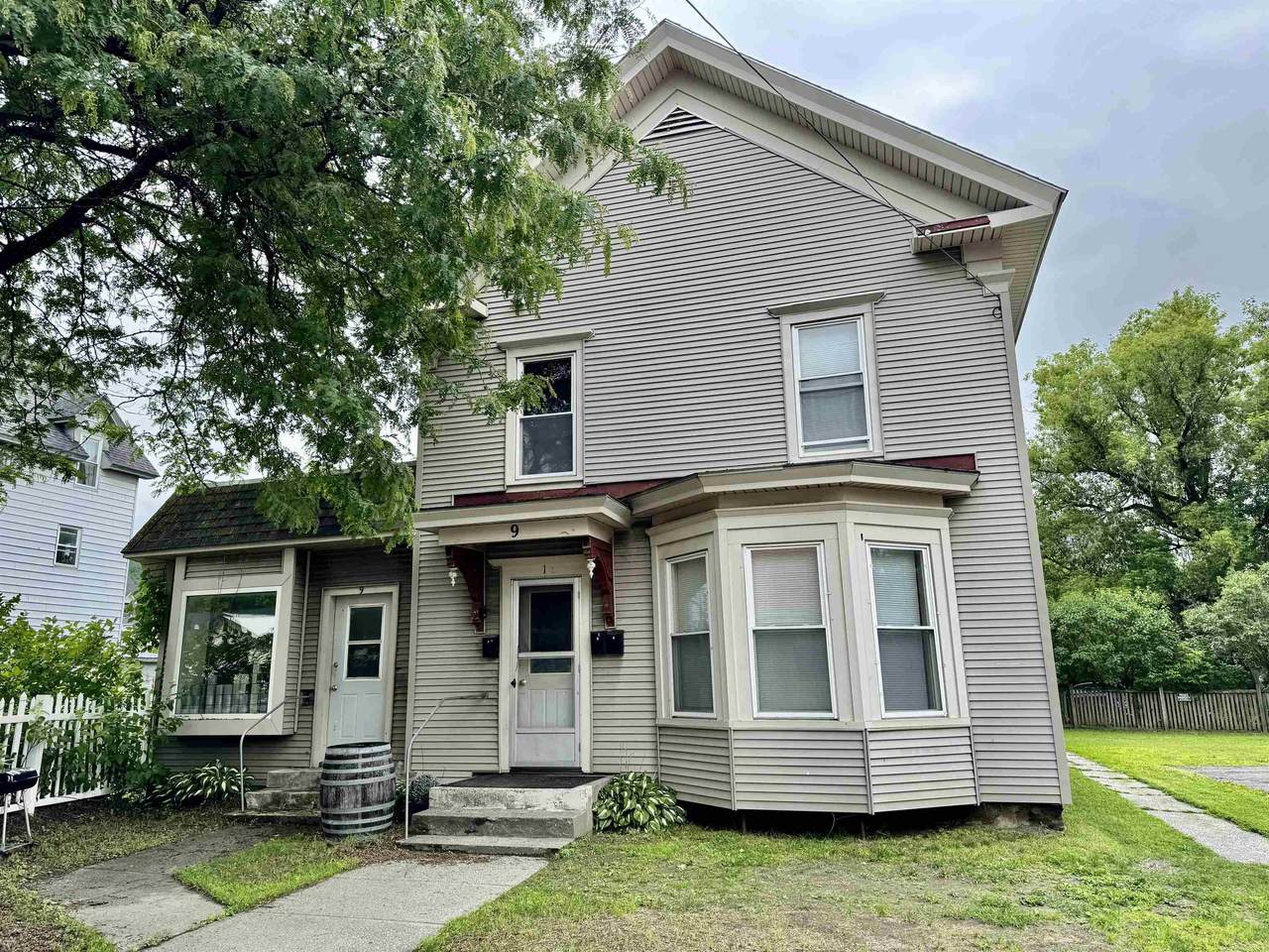 9 Brook Street - Photo 1