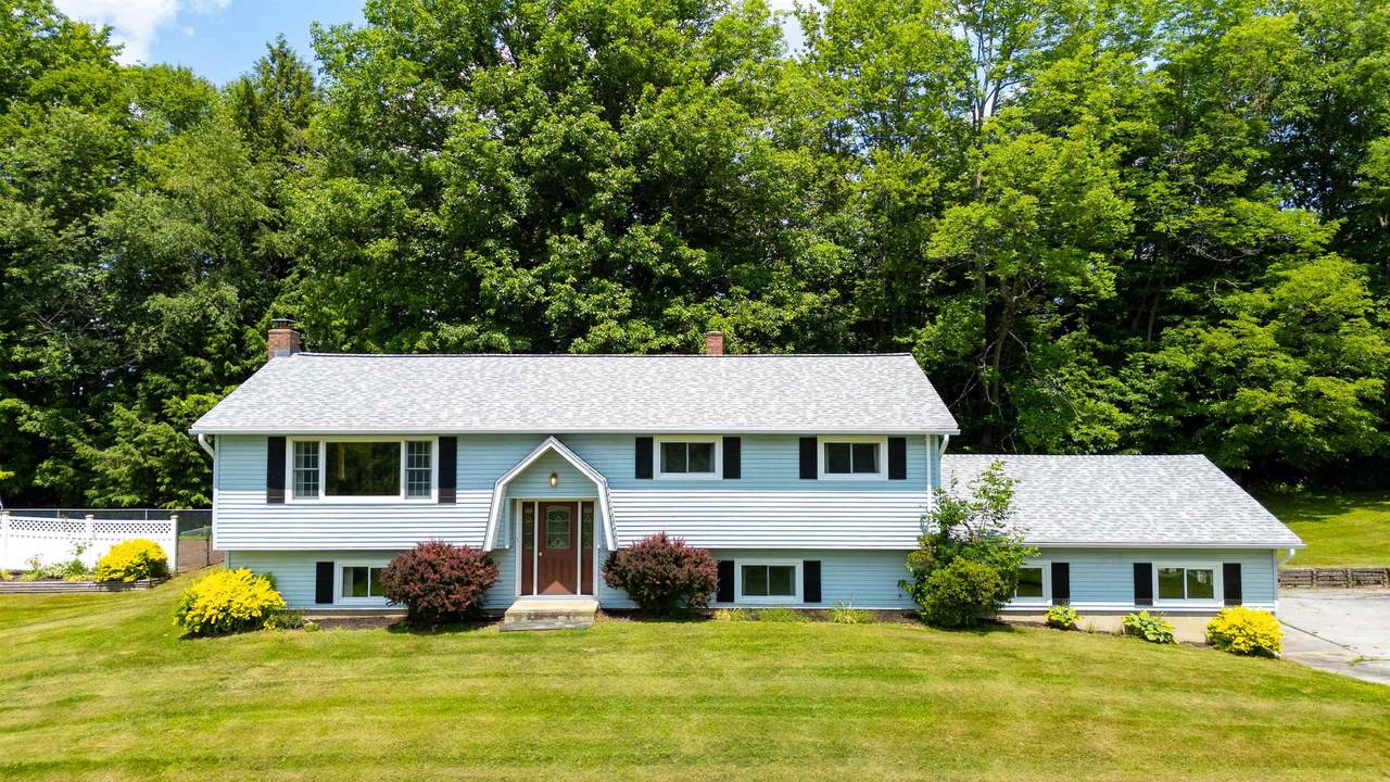 863 Perry Hill Road - Photo 1