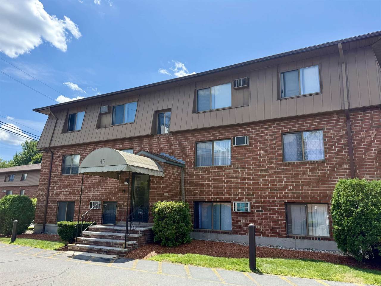 45 Log Street - Photo 1