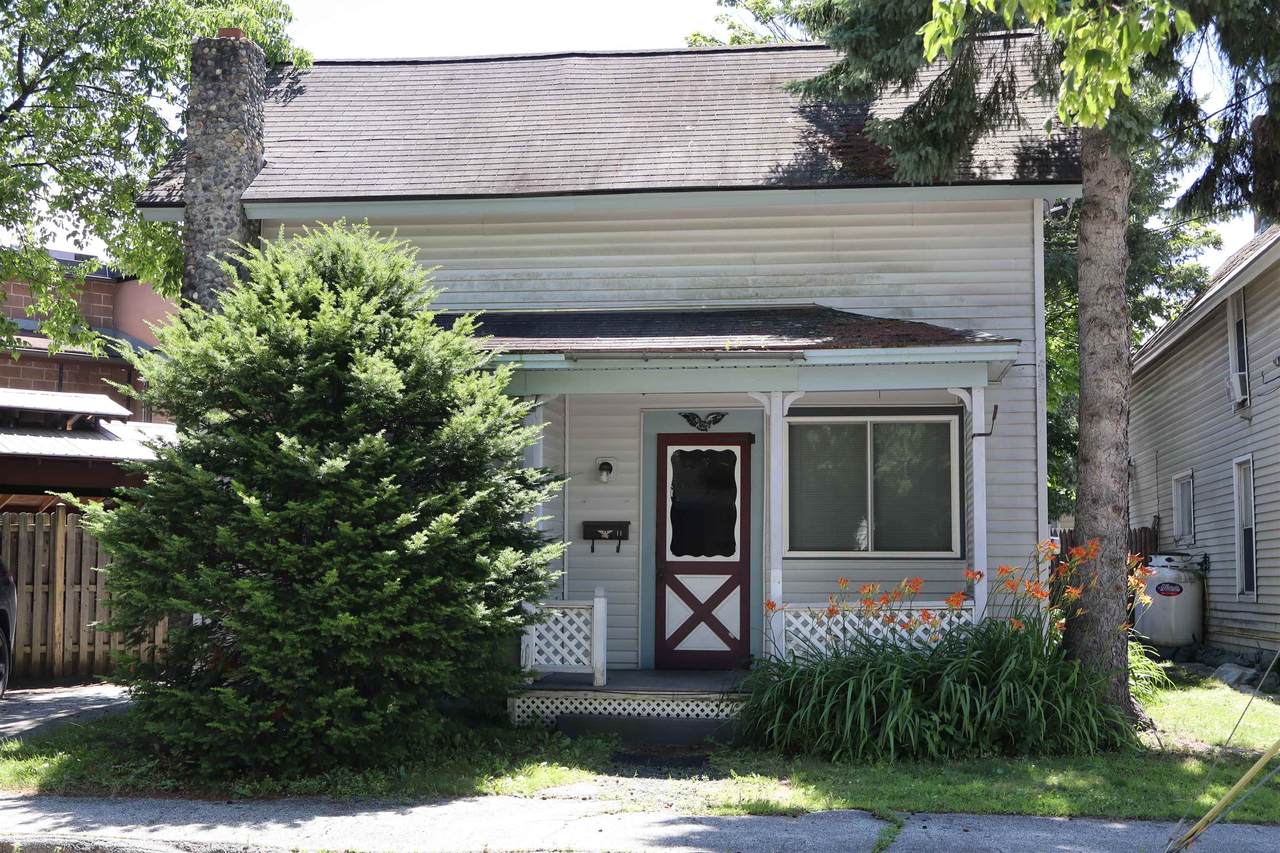 11 First Street - Photo 1