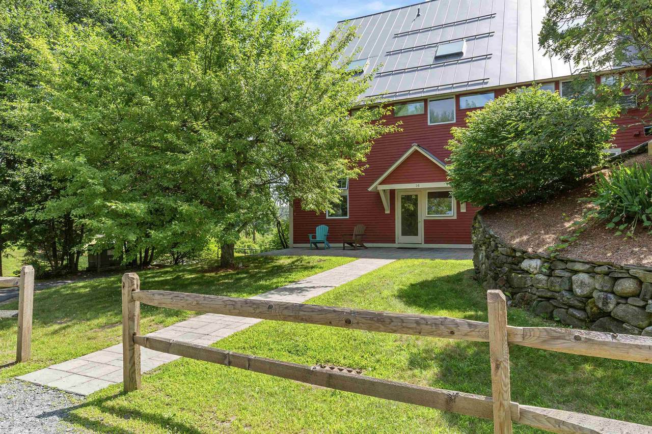 16 Hemlock Ridge Drive - Photo 1